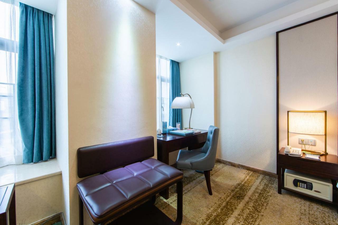 ซีแมนส์ คลับ กวางโจว Hotel ภายนอก รูปภาพ