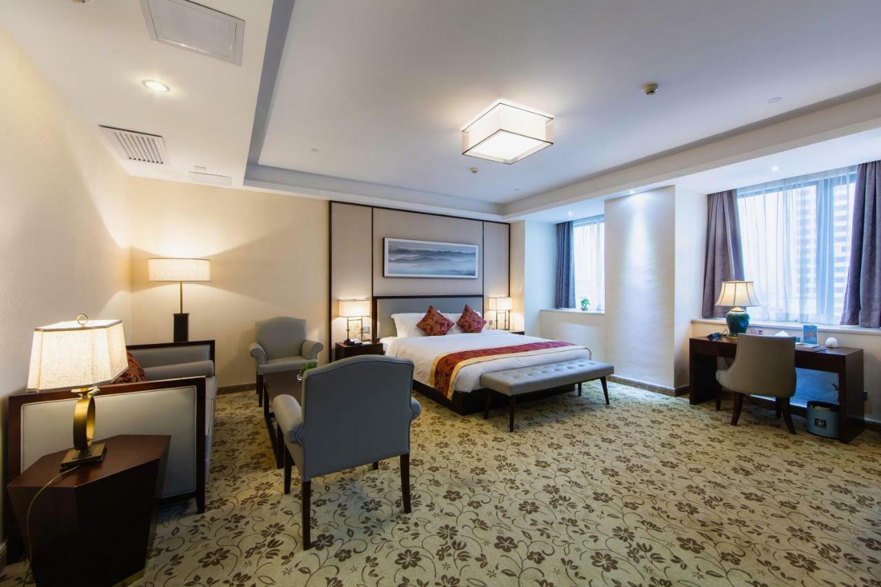 ซีแมนส์ คลับ กวางโจว Hotel ภายนอก รูปภาพ