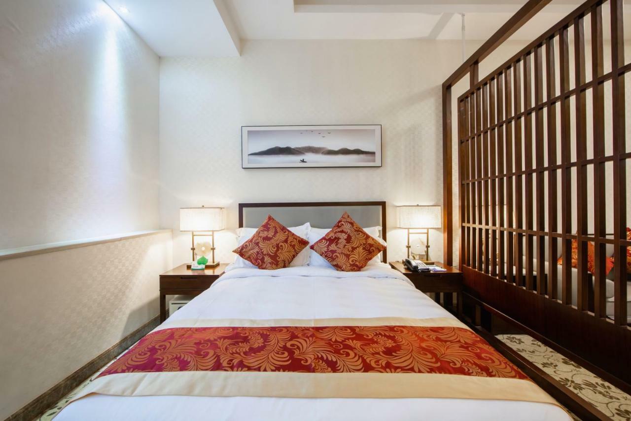 ซีแมนส์ คลับ กวางโจว Hotel ภายนอก รูปภาพ